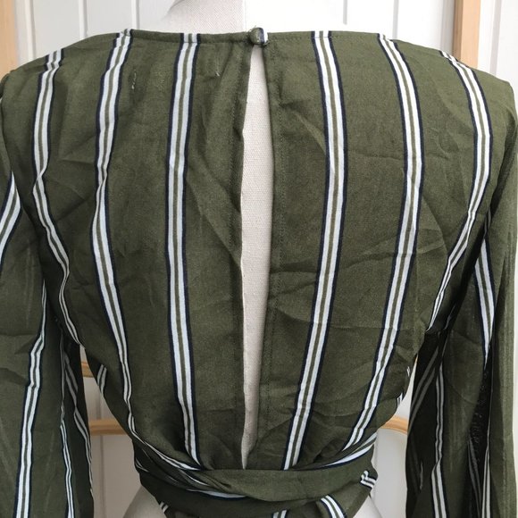 House of Sienna BNWT | Size 8 | Olive Green Long Sleeve Cropped Wrap Striped Top - Picture 7 of 9